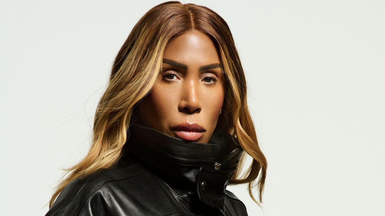 La DJ y productora Honey Dijon lanza Nightlife, un álbum lleno de sorpresas con destacados artistas colaborando.