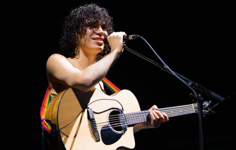 Jacob Alon revela fechas de su gira por el Reino Unido y un show especial en Londres