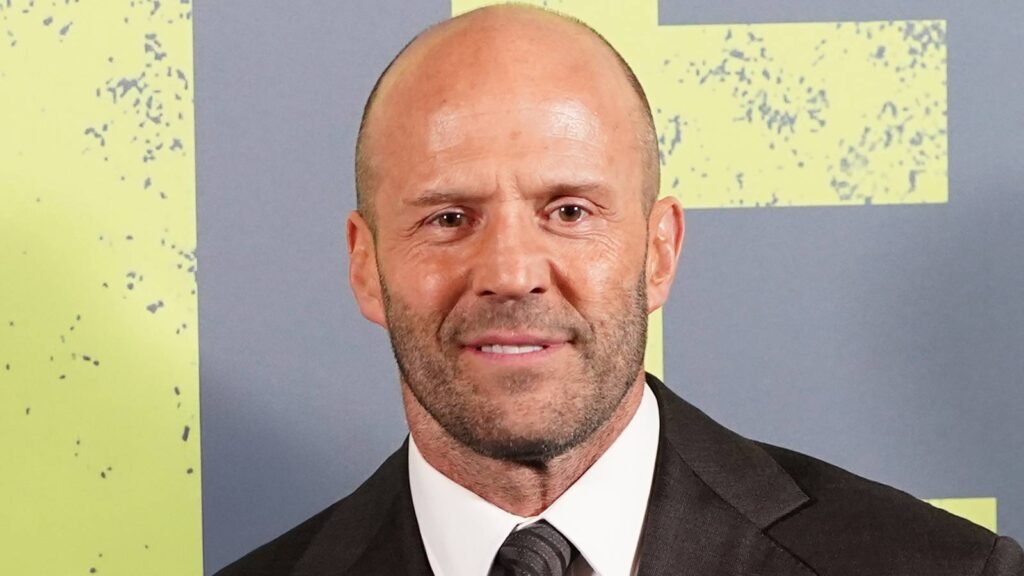 Descubre cómo Jason Statham estuvo al borde de la muerte mientras filmaba su impactante thriller que arrasa en streaming.