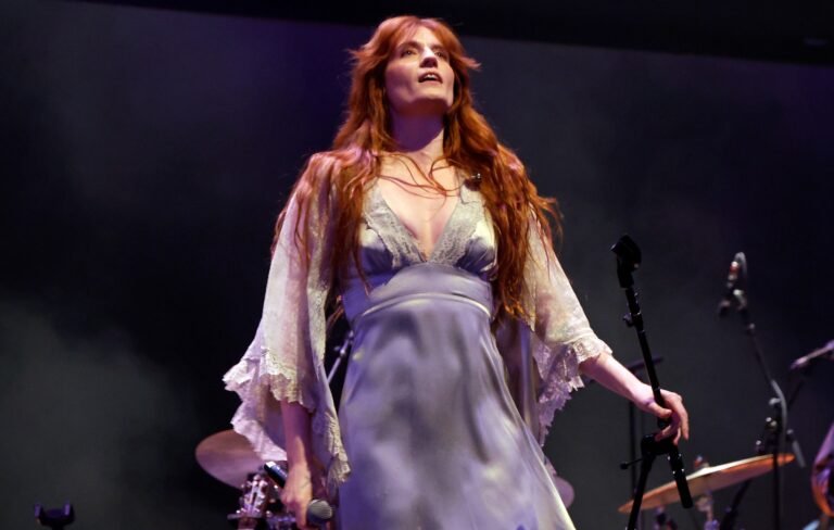 Florence + The Machine inicia su gira 2026 en el Reino Unido e Irlanda