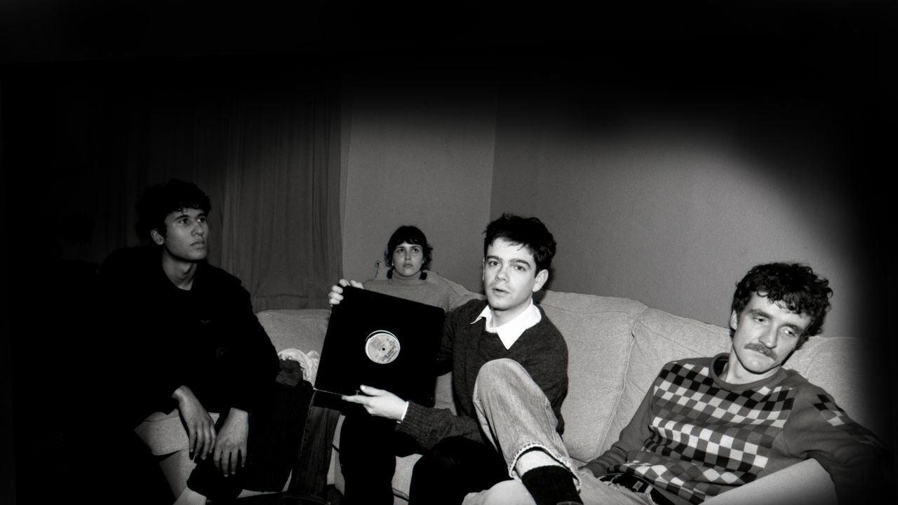 Cameron Picton lanza Believe, su nueva banda, y comparte fechas de gira. Descubre su primer sencillo ahora.