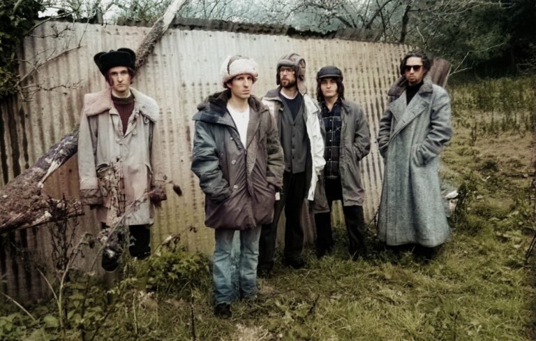 Swim Deep lanza Hum y anuncia gira en Reino Unido 2026