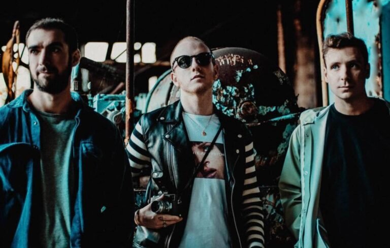 Two Door Cinema Club celebrará su 15 aniversario en Madison Square Garden