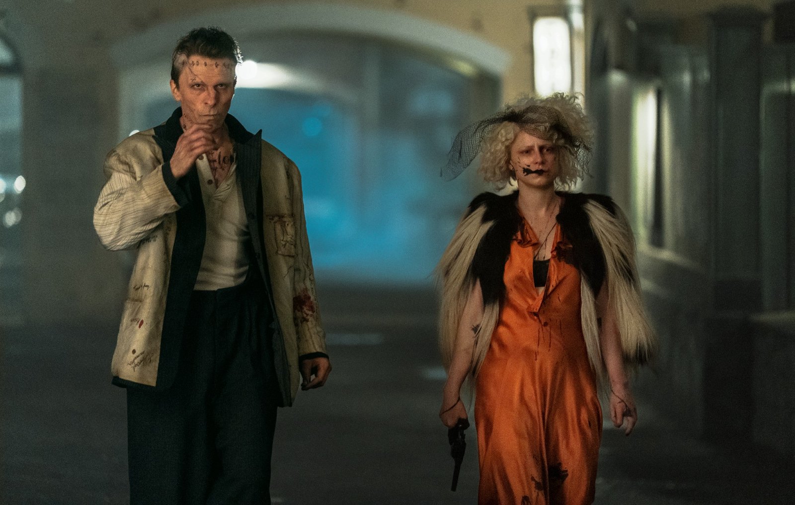 El actor Christian Bale comparte sus influencias de Sid Vicious y Richey Edwards en su interpretación de Frankenstein.