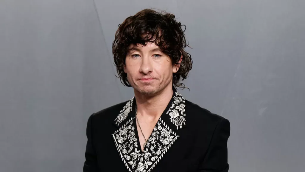 El actor Barry Keoghan revela cómo las burlas afectaron su vida y su carrera en la actuación.