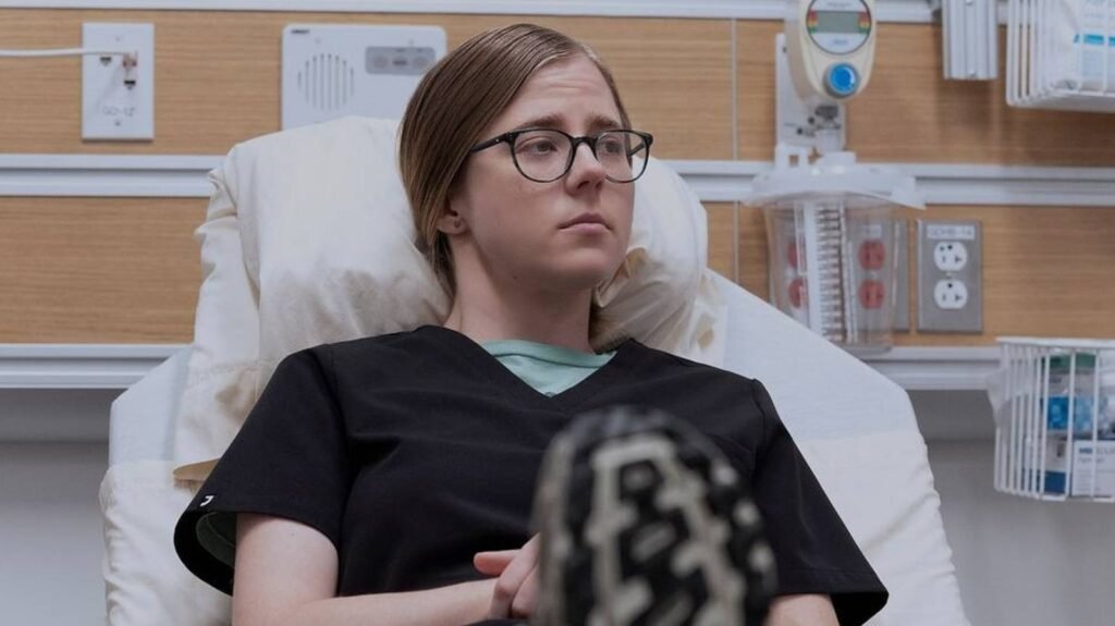 La serie The Pitt en su segunda temporada reinventa el destino de uno de sus personajes principales, revelando su historia completa.