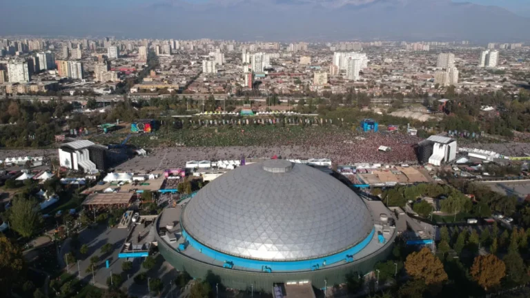 Lollapalooza 2027 se queda en el Parque O’Higgins con nuevo estelar chileno