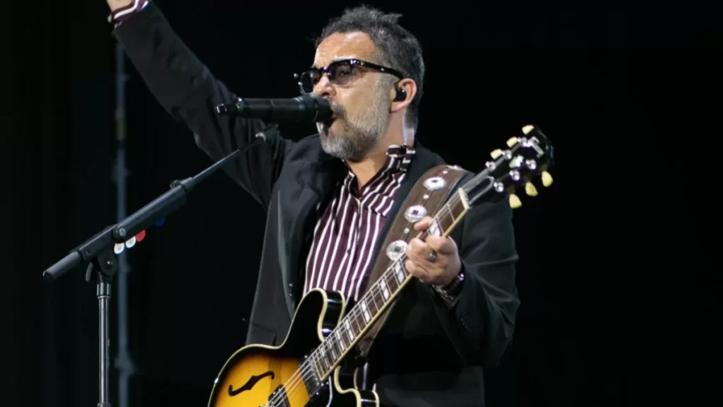 La icónica banda chilena Los Bunkers vuelve a Lollapalooza tras 15 años, cerrando con sus grandes éxitos el festival.