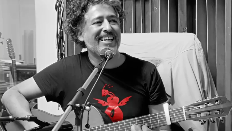 Manuel García regresa a Lollapalooza con un homenaje a Pánico