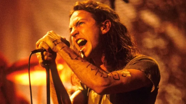 Pearl Jam celebra 34 años de su inolvidable MTV Unplugged