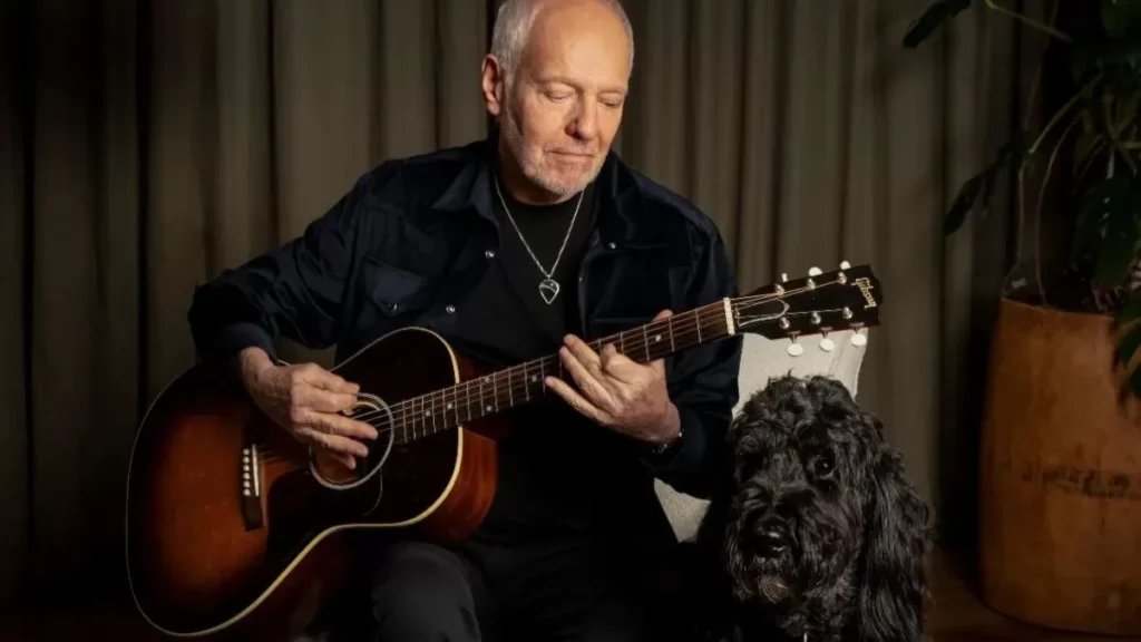 El nuevo álbum de Peter Frampton presenta colaboraciones con artistas destacados como Graham Nash y Sheryl Crow.