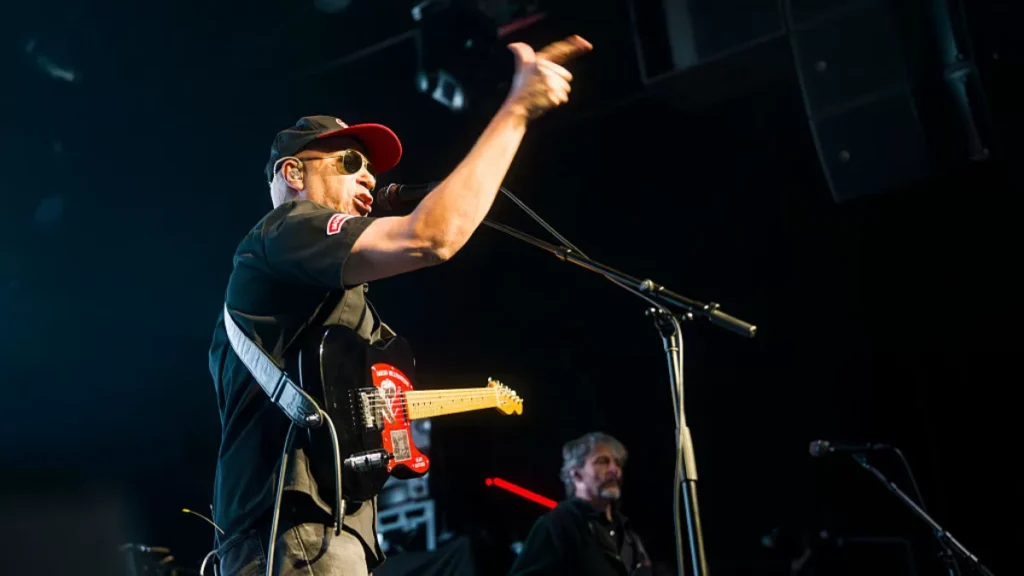 Vive la emoción del show de Tom Morello en Lollapalooza Chile 2026, con una introducción única por Víctor Jara.