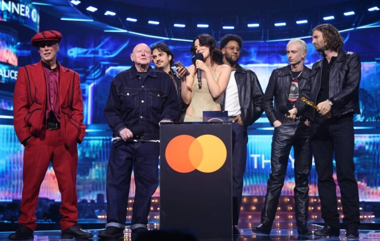 Wolf Alice destaca la importancia de los espacios musicales en los BRITs 2026