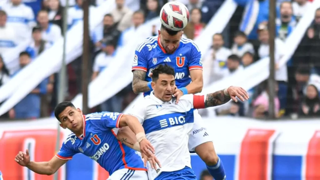 Un ex jugador de la UC asegura que su club es superior a la Universidad de Chile en grandeza institucional.