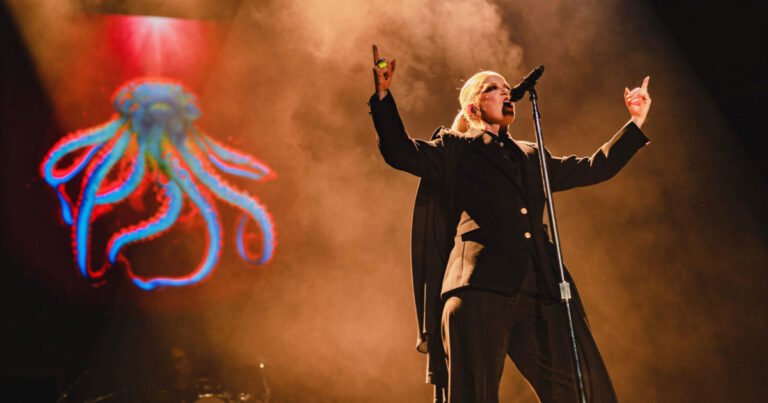 Shirley Manson de Garbage curará los conciertos de Teenage Cancer Trust 2027