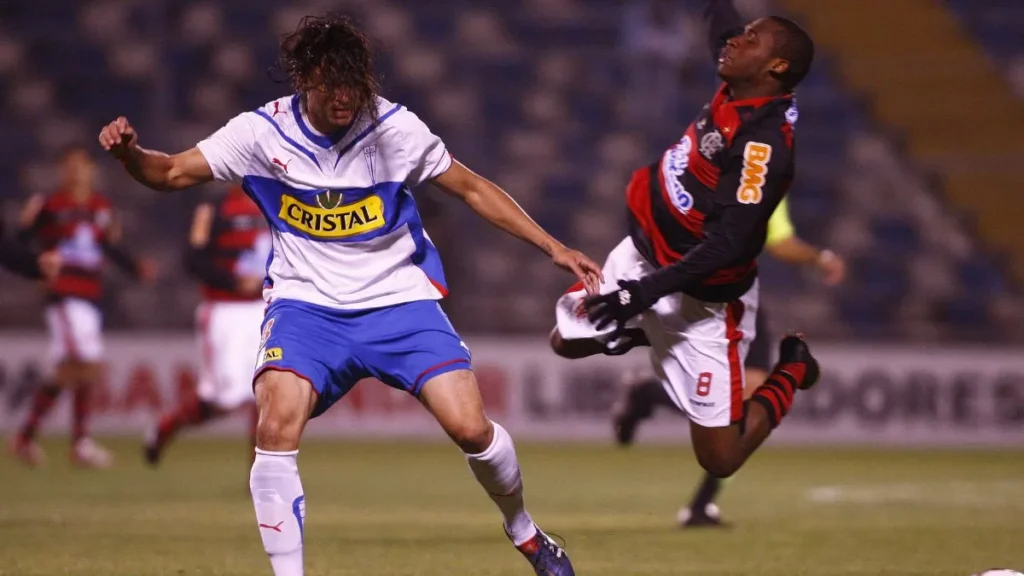 Waldo Ponce comparte su dolorosa experiencia en Católica, revelando sus sentimientos más profundos sobre el club.