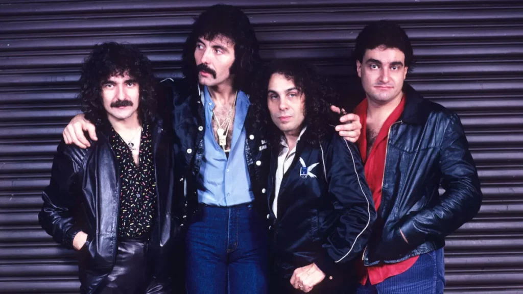 Descubre cómo Heaven and Hell marcó una nueva etapa en la carrera de Black Sabbath tras la salida de Ozzy Osbourne.