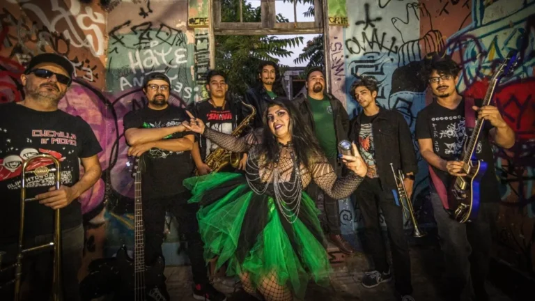 Cuchilla e Mono presenta El Manifiesto de los Esbirros Vol.1