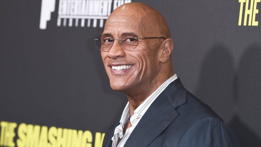 El fenómeno de Dwayne Johnson con Jumanji sigue arrasando en HBO Max, superando los 962 millones de dólares.