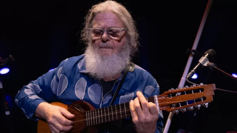 Gustavo Santaolalla regresa a Chile con el Roncoco Tour en agosto