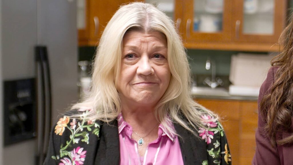 La serie de comedia Jury Duty continúa sorprendiendo en Prime Video, fusionando realidad y humor de manera única.