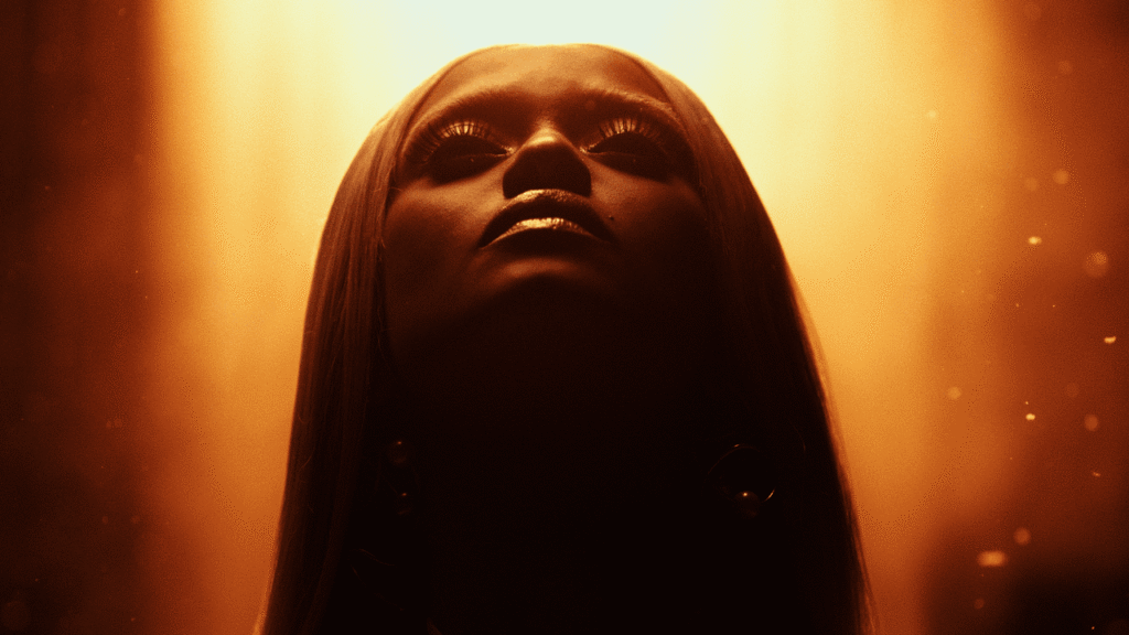 Kelela sorprende con Idea 1, su primer tema nuevo desde la era de Raven y un impactante video musical.