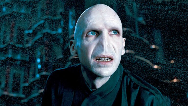 Ralph Fiennes sugirió al reemplazo ideal de Voldemort en HBO