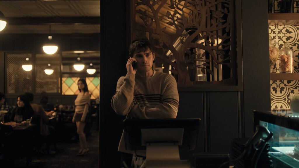 La nueva película Obsession destaca por la actuación de Inde Navarrette en un cautivador horror con humor negro.