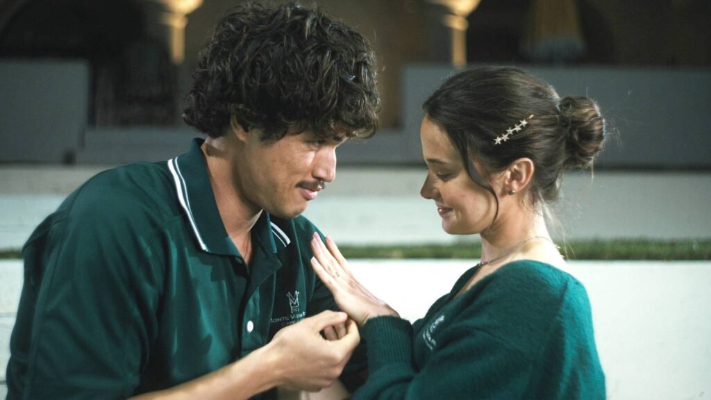 La verdad detrás del final de Beef temporada 2 revelada por Charles Melton y Lee Sung Jin en reciente entrevista.