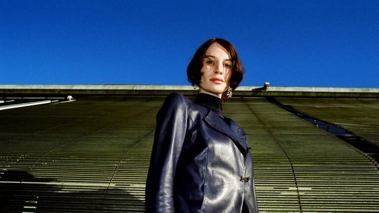 Lyra Pramuk Presenta Hymnal Resung y Un Rework de Djrum