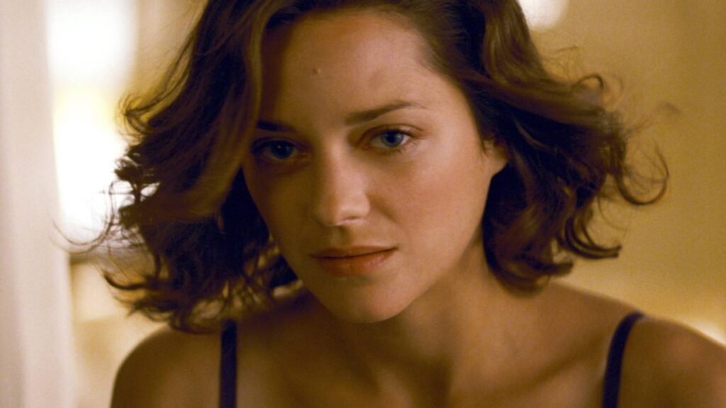 La obra maestra de ciencia ficción Inception dejará HBO Max en 2026. Descubre su impacto en la cultura pop.