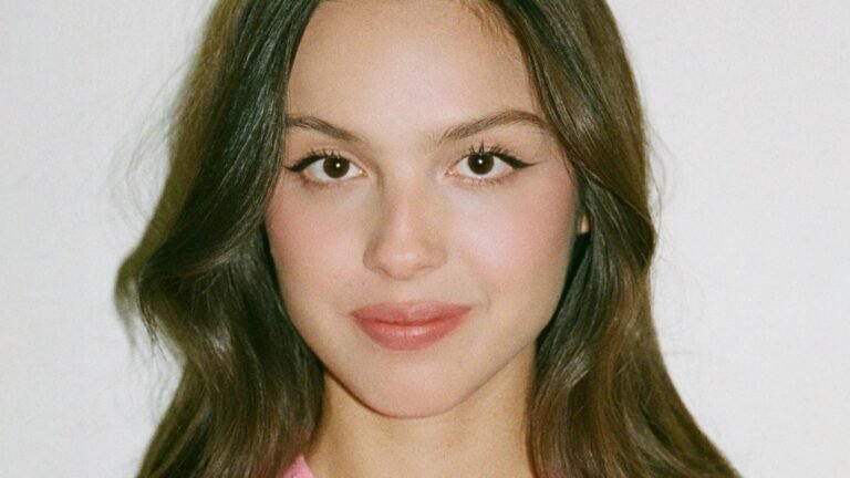 Olivia Rodrigo estrena canción: “Drop dead”.