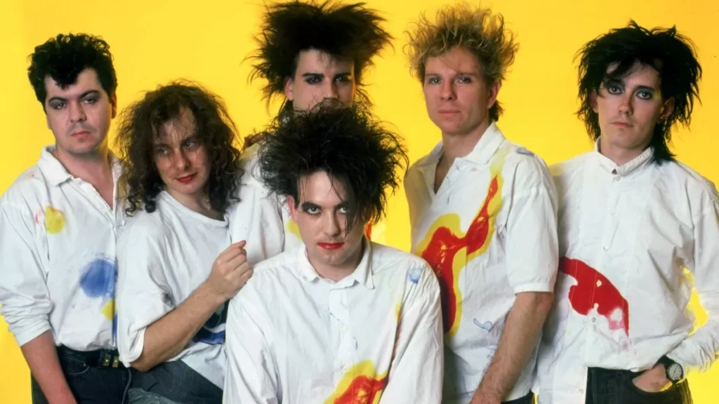 Disfruta de los clásicos inolvidables de The Cure, ideales para recordar a Robert Smith en su cumpleaños 67.