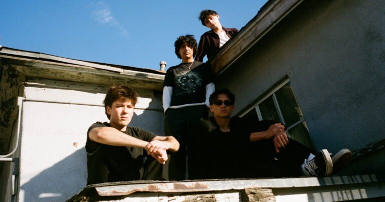 untitled lanza su segundo sencillo Say It Again y sigue el revival grunge