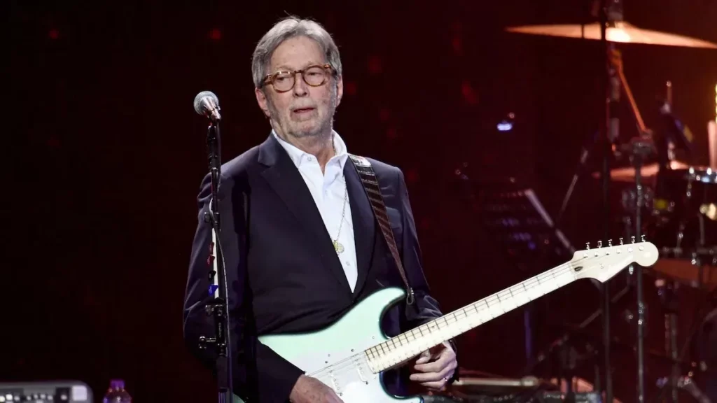 Eric Clapton enfrenta un incidente embarazoso en Madrid durante su concierto
