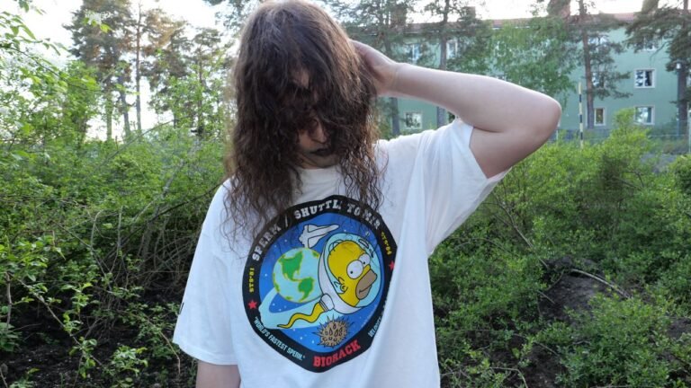 Descubre los nuevos álbumes de Bladee, Fakemink y Eli que debes escuchar
