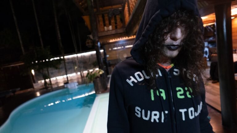 Bladee lanza su nuevo álbum Sulfur Surfer y sorprende a sus fans