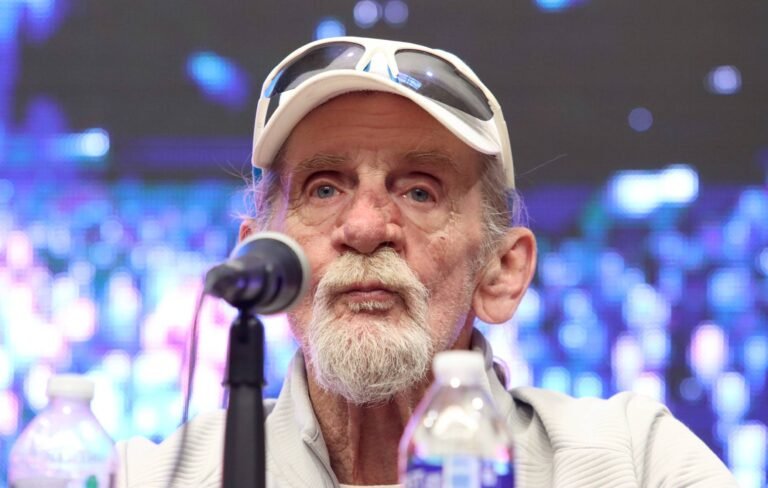Fallece Alex Ligertwood, famosa voz de Santana a los 79 años