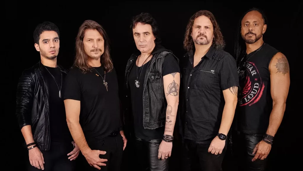 La legendaria banda brasileña Angra se presenta en Chile el 23 de agosto para un concierto inolvidable.