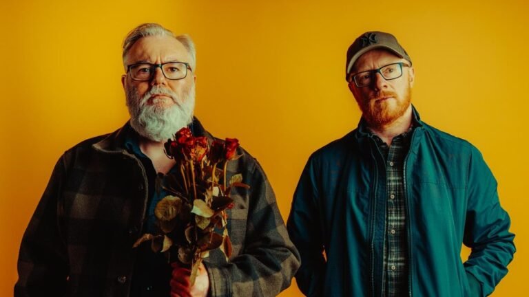 Arab Strap presenta Half-Told Tales y revela el single You You You
