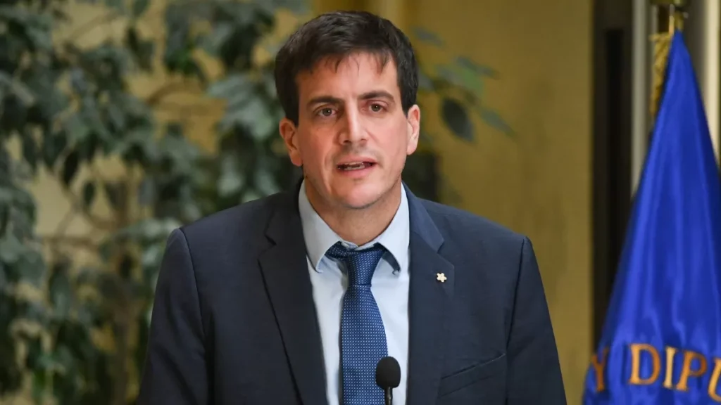 El diputado Schalper comenta la salida de las ministras Steinert y Sedini y su efecto en la Cuenta Pública.