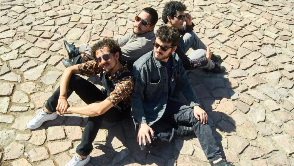 El nuevo álbum Desierto de Equinopsis marca un hito en el jazz fusión chileno. Conocé más sobre su propuesta musical.