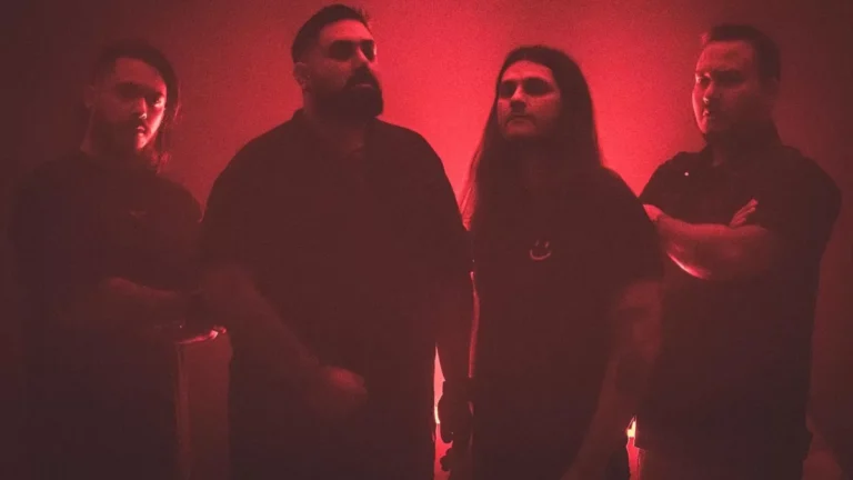 Extingue tu Credo presenta Bajando el Río, su nueva power ballad