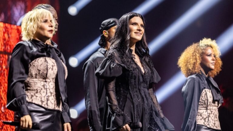 Laura Pausini lleva el ‘Yo Canto World Tour’ a la Arena Monterrey con producción teatral y homenaje al mariachi