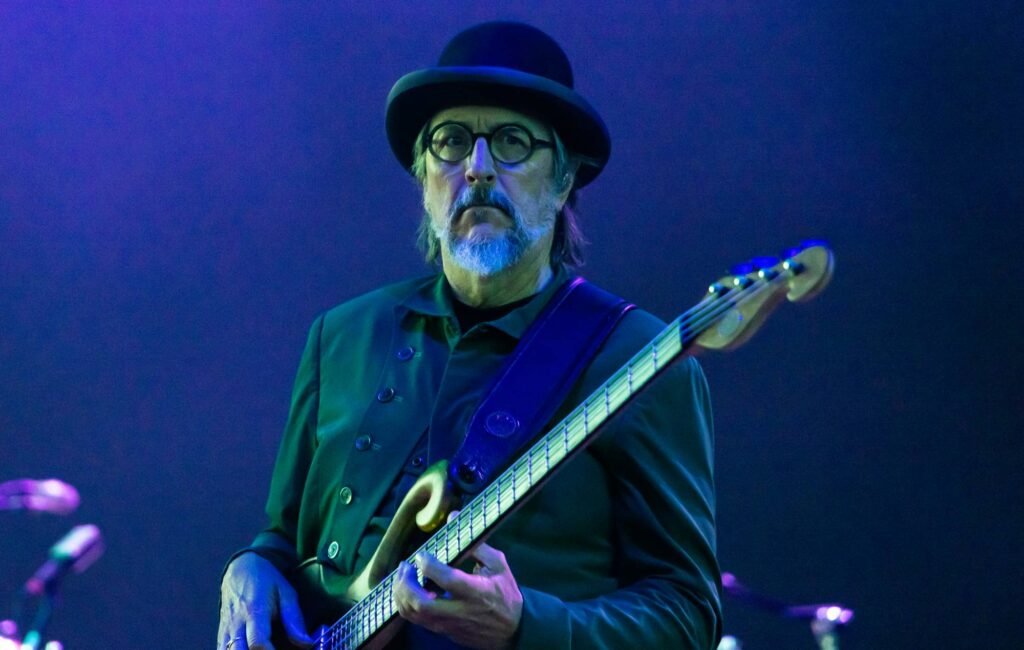 La banda Primus ha lanzado sorpresivamente su EP A Handful Of Nuggs con el sencillo The Ol’ Grizz.