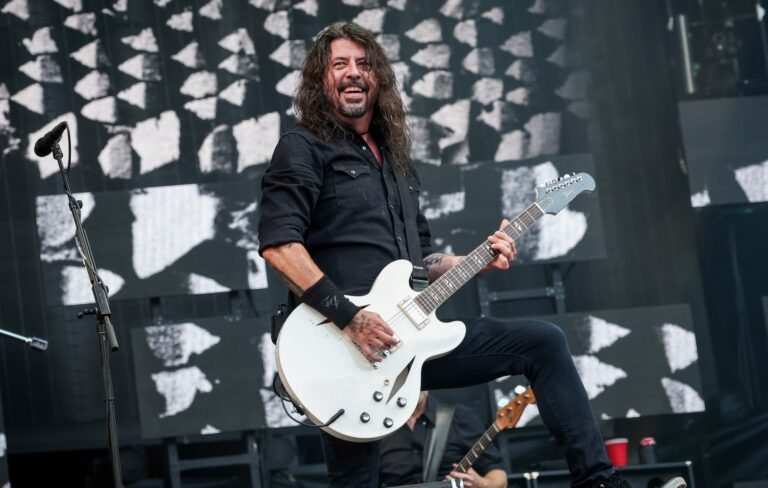 Foo Fighters renombra su nuevo álbum por conflicto con Wicked: For Good