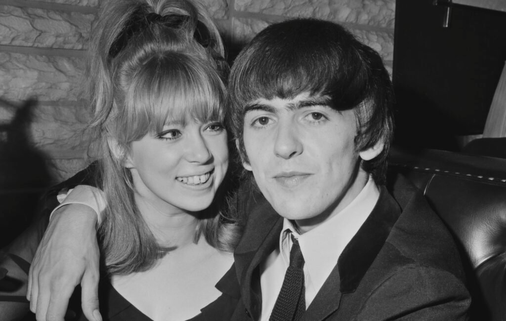 Pattie Boyd revela que no fue consultada para las próximas películas de The Beatles, a pesar de ser interpretada por un actor.