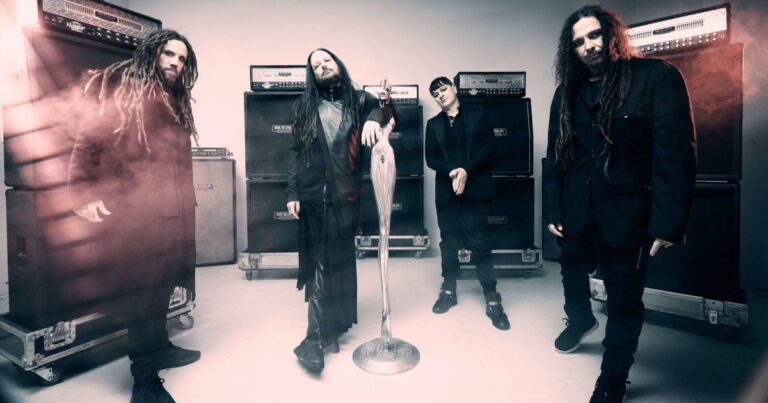 Munky revela que Korn tiene casi 40 canciones escritas para su próximo álbum