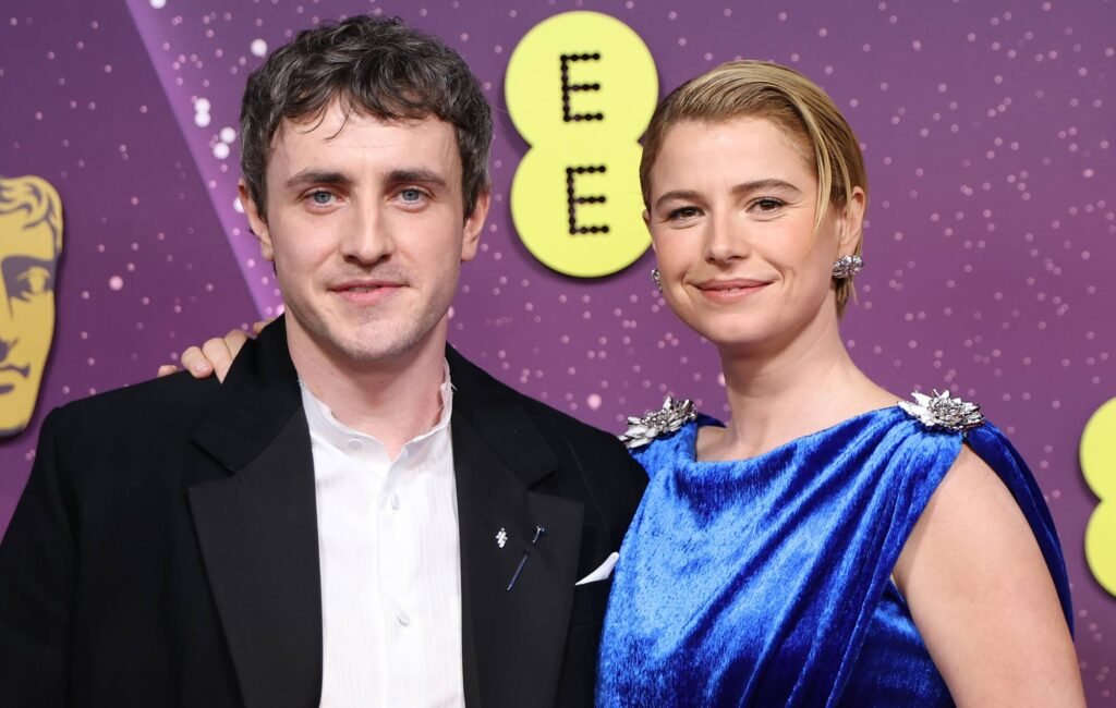 Los actores Jessie Buckley y Paul Mescal regresan juntos en un apasionante filme de romance rebelde que promete cautivar.