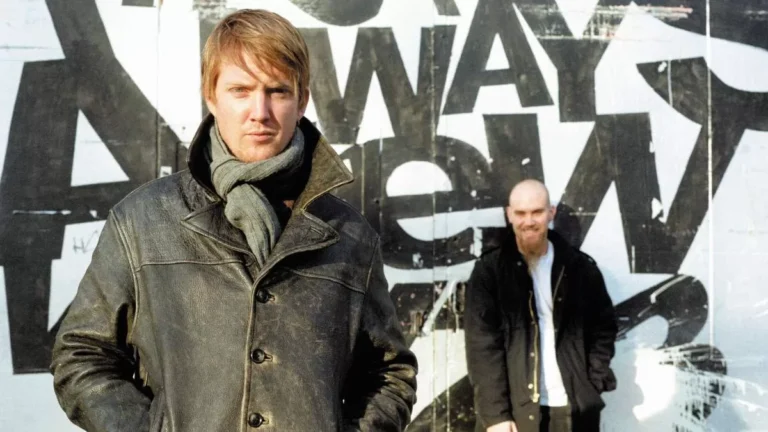 Los clásicos esenciales de Queens of the Stone Age para celebrar a Josh Homme